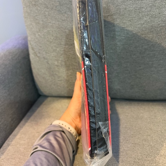 SOLD - Picture 3 of 4